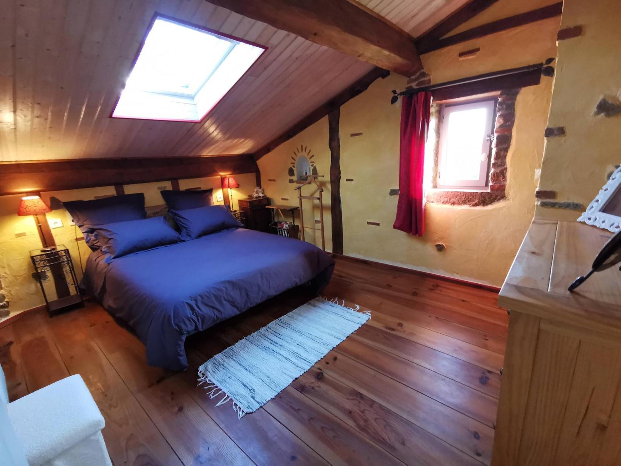 - - - - -les Colombages - - - - D'hotes-gite- Classement 3 Etoiles Mirepoix (Ariege)