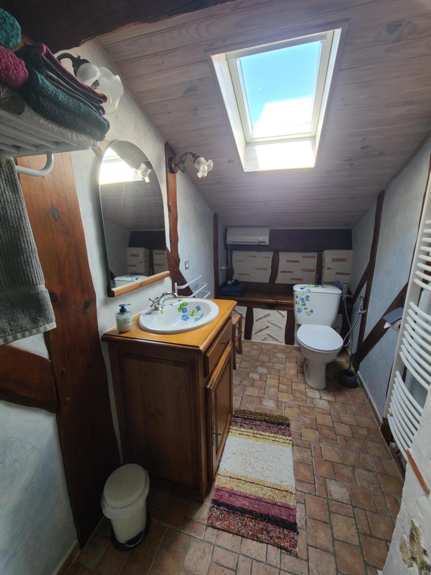 - - - - -les Colombages - - - - D'hotes-gite- Classement 3 Etoiles Apartment