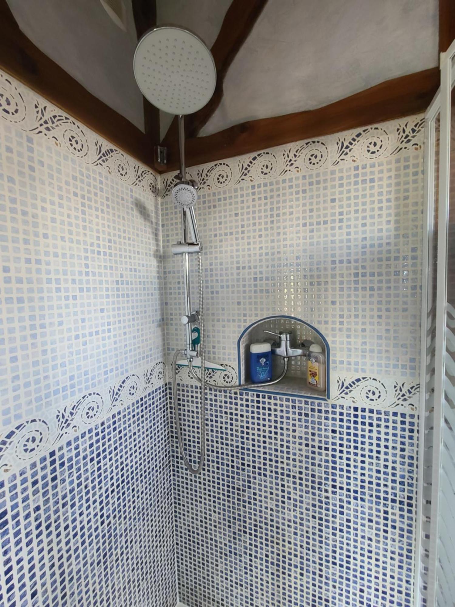 - - - - -les Colombages - - - - D'hotes-gite- Classement 3 Etoiles Mirepoix (Ariege)