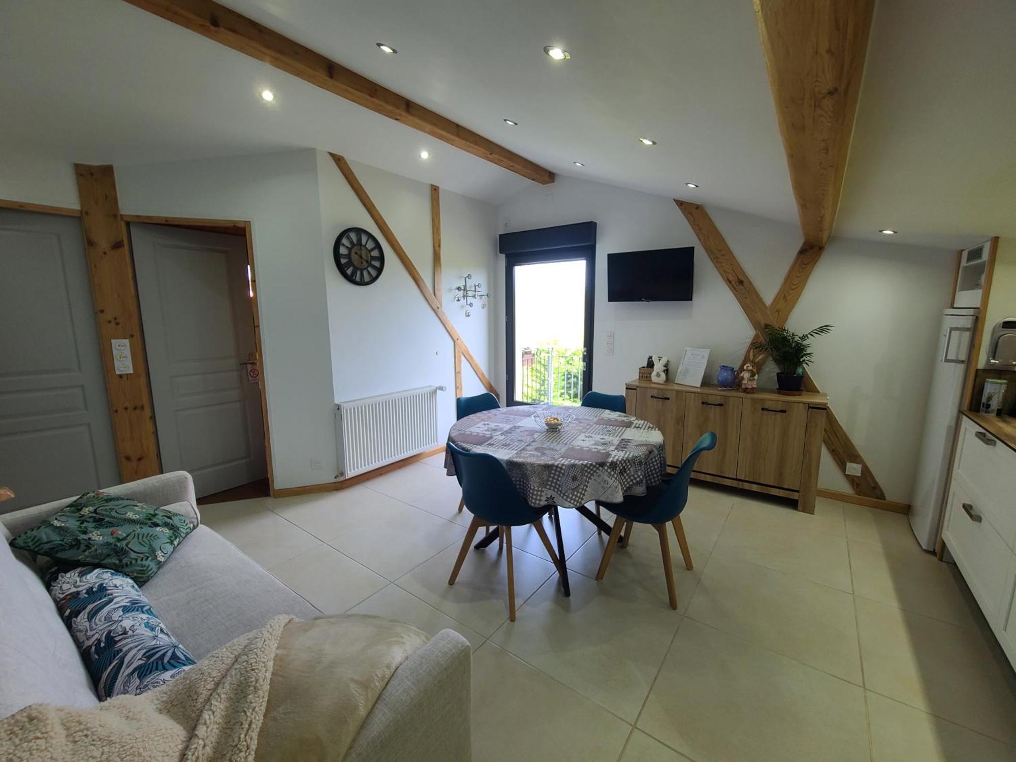Apartment - - - - -les Colombages - - - - D'hotes-gite- Classement 3 Etoiles Mirepoix (Ariege)